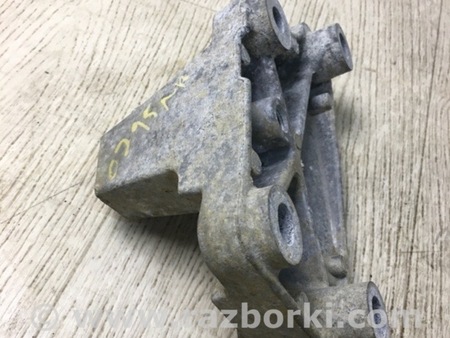 ФОТО Кронштейн крепления КПП для Jeep Patriot (10-17) Киев