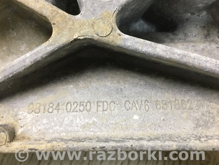 ФОТО Кронштейн крепления КПП для Jeep Patriot (10-17) Киев