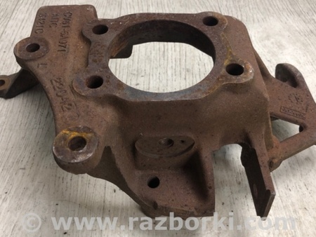 ФОТО Цапфа для Ford Escape 3 (01.2012-12.2018) Киев