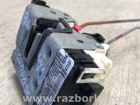 ФОТО Замок двери для Jeep Compass (06-15) Киев