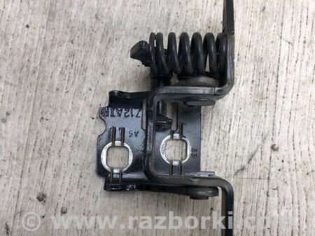 ФОТО Петля двери нижняя для Jeep Patriot (10-17) Киев