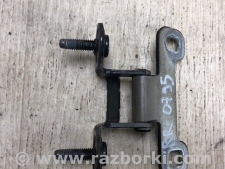 ФОТО Петля крышки багажника для Jeep Patriot (10-17) Киев