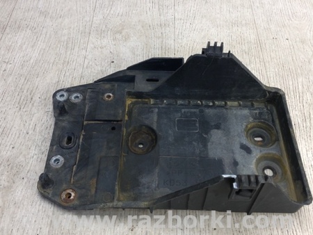 ФОТО Полка аккумулятора для Mazda 3 BM (2013-...) (III) Киев