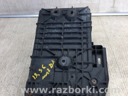 ФОТО Полка аккумулятора для Mazda 3 BM (2013-...) (III) Киев