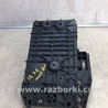 ФОТО Полка аккумулятора для Mazda 3 BM (2013-...) (III) Киев