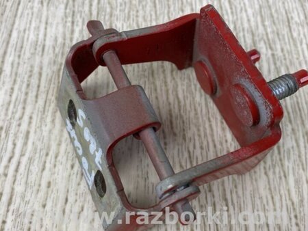ФОТО Петля крышки багажника для Ford Focus 3 (01.2010 - 03.2018) Киев