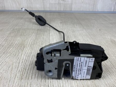 ФОТО Замок двери для Ford Fusion USA 2 поколение (12-15) Киев