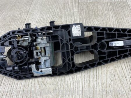 ФОТО Ручка двери для Ford Fusion USA 2 поколение (12-15) Киев
