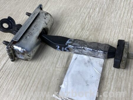 ФОТО Ограничитель двери для Ford Fusion USA 2 поколение (12-15) Киев