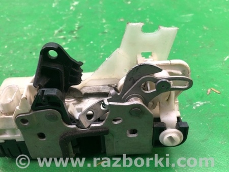 ФОТО Замок двери для Jeep Compass (06-15) Киев