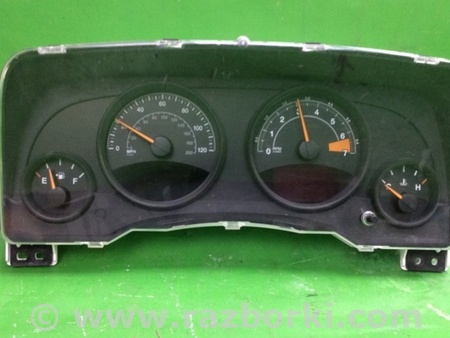 ФОТО Панель приборов для Jeep Compass (06-15) Киев