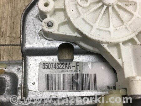 ФОТО Стеклоподъемник для Jeep Compass (06-15) Киев