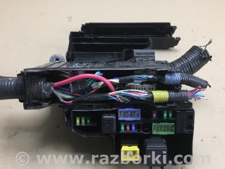 ФОТО Блок предохранителей для Nissan Pathfinder R52 Киев