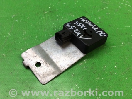 ФОТО Звуковой зуммер для Nissan Pathfinder R52 Киев