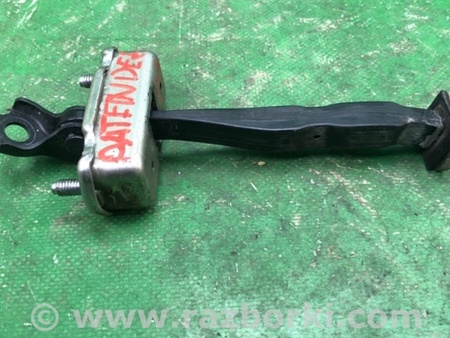 ФОТО Ограничитель двери для Nissan Pathfinder R52 Киев