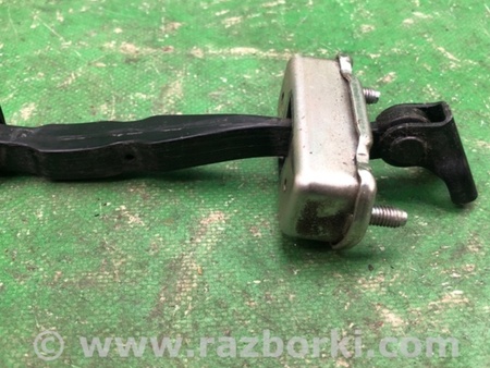 ФОТО Ограничитель двери для Nissan Pathfinder R52 Киев