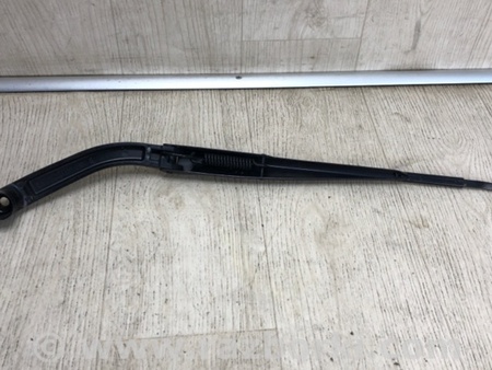 ФОТО Поводок дворника для Nissan Pathfinder R52 Киев