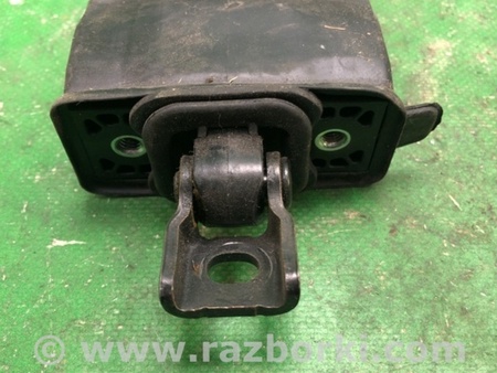 ФОТО Ограничитель двери для Volkswagen Passat B7 (09.2010-06.2015) Киев