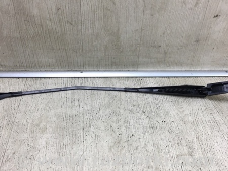 ФОТО Поводок дворника для Volkswagen Passat B7 (09.2010-06.2015) Киев