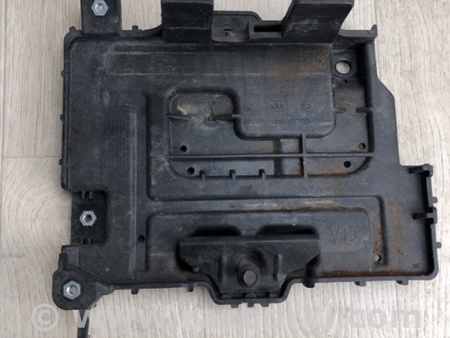 ФОТО Полка аккумулятора для KIA Forte YD (2012-) Киев