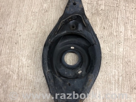 ФОТО Рычаг задний поперечный для Mazda 3 BM (2013-...) (III) Киев