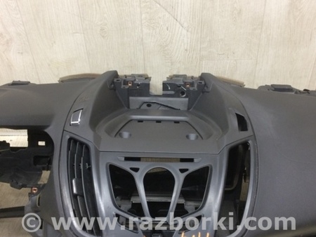 ФОТО Торпеда для Ford Escape 3 (01.2012-12.2018) Киев