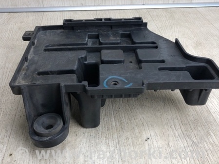 ФОТО Полка аккумулятора для Hyundai Tucson LM (09-15) Киев