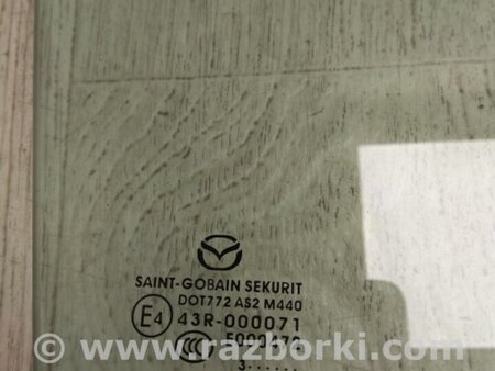 ФОТО Стекло двери для Mazda 3 BM (2013-...) (III) Киев