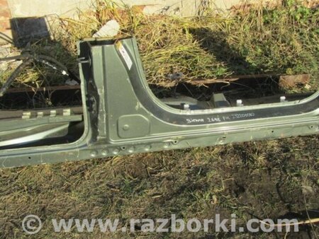 ФОТО Стойка кузова центральная для Toyota Sienna (11-16) Киев