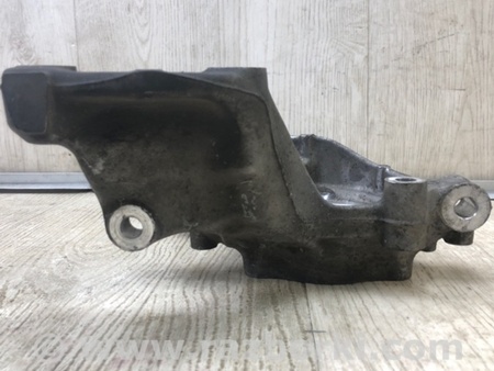 ФОТО Цапфа для Audi (Ауди) A3 8V1, 8VA, 8V7, 8VS (03.2012-...) Киев