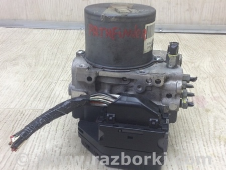 ФОТО Блок ABS для Nissan Pathfinder R52 Киев