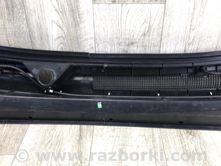 ФОТО Пластик под лобовое стекло (Жабо) для Nissan Pathfinder R52 Киев