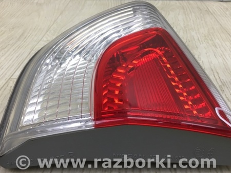 ФОТО Фонарь задний внутренний для Nissan Pathfinder R52 Киев