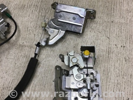 ФОТО Замок двери боковой для Nissan NV200 USA (2013-) Киев