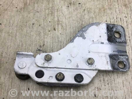 ФОТО Ролик сдвижной двери верхний для Nissan NV200 USA (2013-) Киев