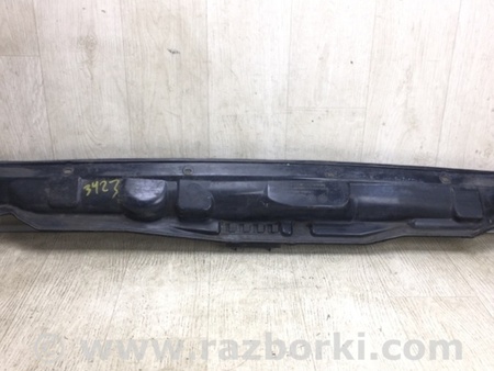 ФОТО Пластик под лобовое стекло (Жабо) для Ford Focus 3 (01.2010 - 03.2018) Киев