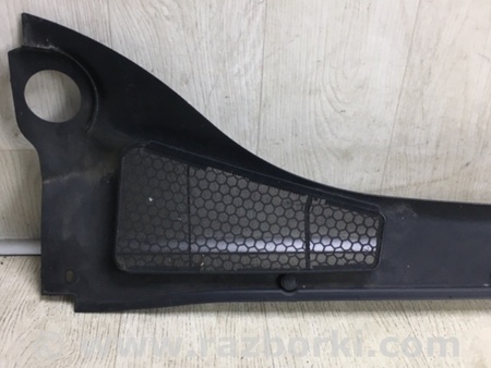 ФОТО Пластик под лобовое стекло (Жабо) для Ford Focus 3 (01.2010 - 03.2018) Киев