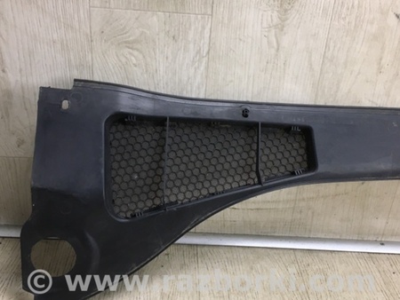 ФОТО Пластик под лобовое стекло (Жабо) для Ford Focus 3 (01.2010 - 03.2018) Киев