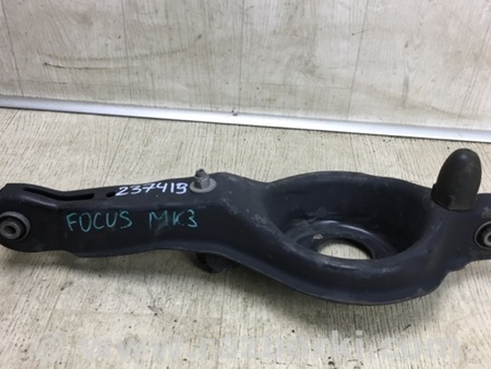 ФОТО Рычаг задний нижний поперечный для Ford Focus 3 (01.2010 - 03.2018) Киев