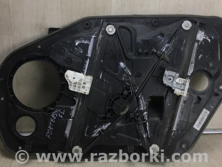 ФОТО Стеклоподъемник для KIA Forte YD (2012-) Киев