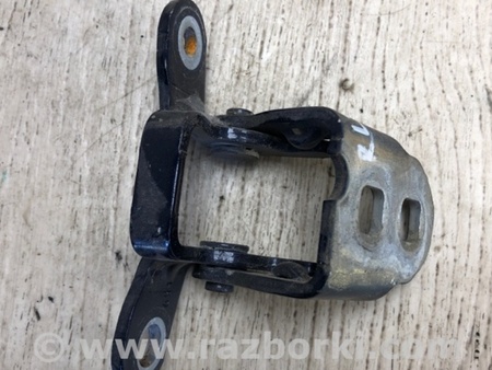 ФОТО Петля двери верхняя для Jeep Patriot (10-17) Киев