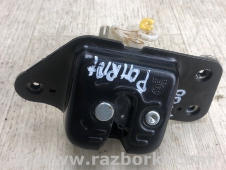 ФОТО Замок крышки багажника для Jeep Patriot (10-17) Киев