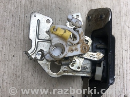 ФОТО Замок крышки багажника для Jeep Patriot (10-17) Киев