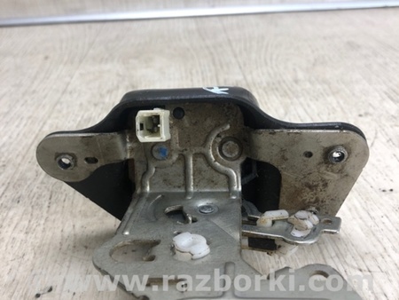 ФОТО Замок крышки багажника для Jeep Patriot (10-17) Киев