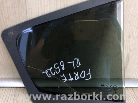 ФОТО Стекло двери глухое для KIA Forte YD (2012-) Киев