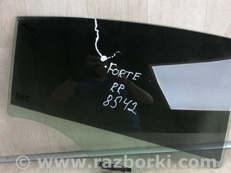 ФОТО Стекло двери для KIA Forte YD (2012-) Киев