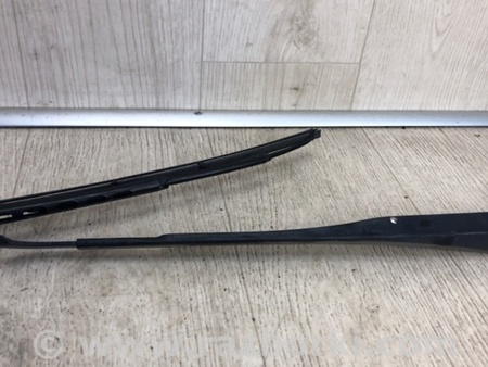 ФОТО Поводок дворника для KIA Forte YD (2012-) Киев