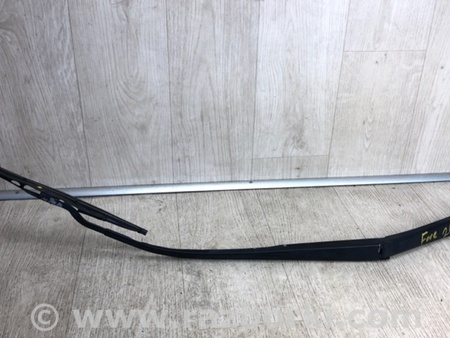 ФОТО Поводок дворника для KIA Forte YD (2012-) Киев