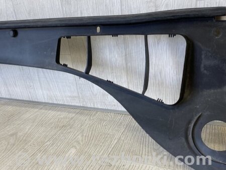 ФОТО Пластик под лобовое стекло (Жабо) для Ford Focus 3 (01.2010 - 03.2018) Киев