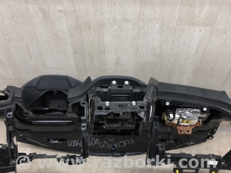 ФОТО Торпеда для Ford Focus 3 (01.2010 - 03.2018) Киев